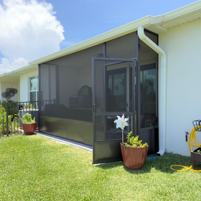 ☀️ Transform Your Outdoor Living Space with Modern Screen Enclosures ☀️